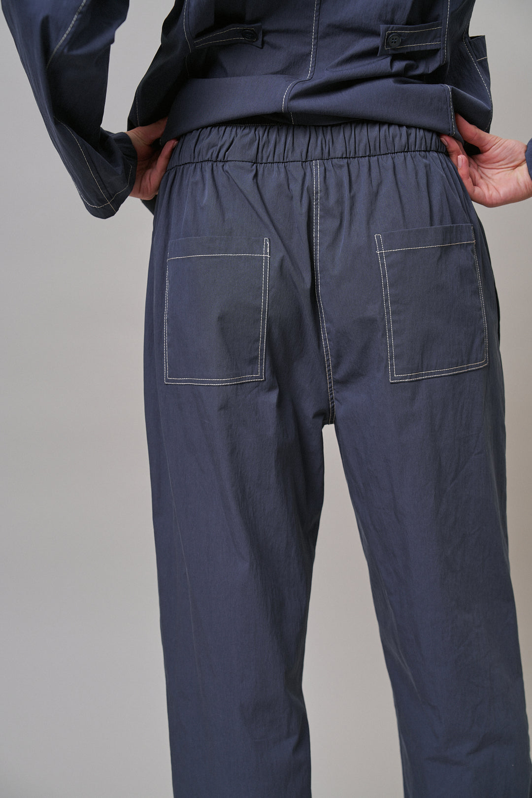 Elastic Waist Contrast Stitch Woven Pants in NAVY - Women's Wholesale Pants | Trend Notes