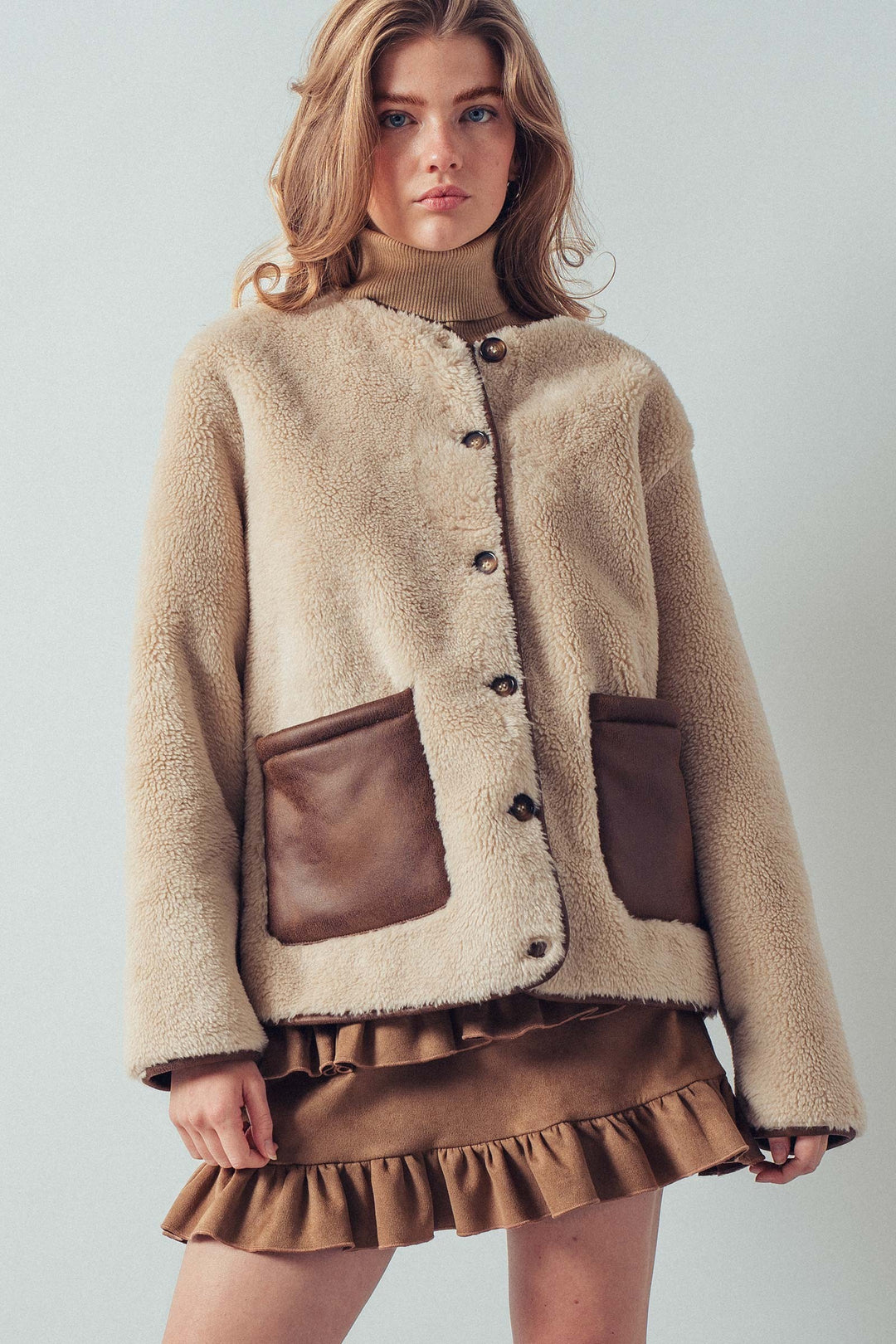 cozy boxy shearling jacket with suede pockets - beige