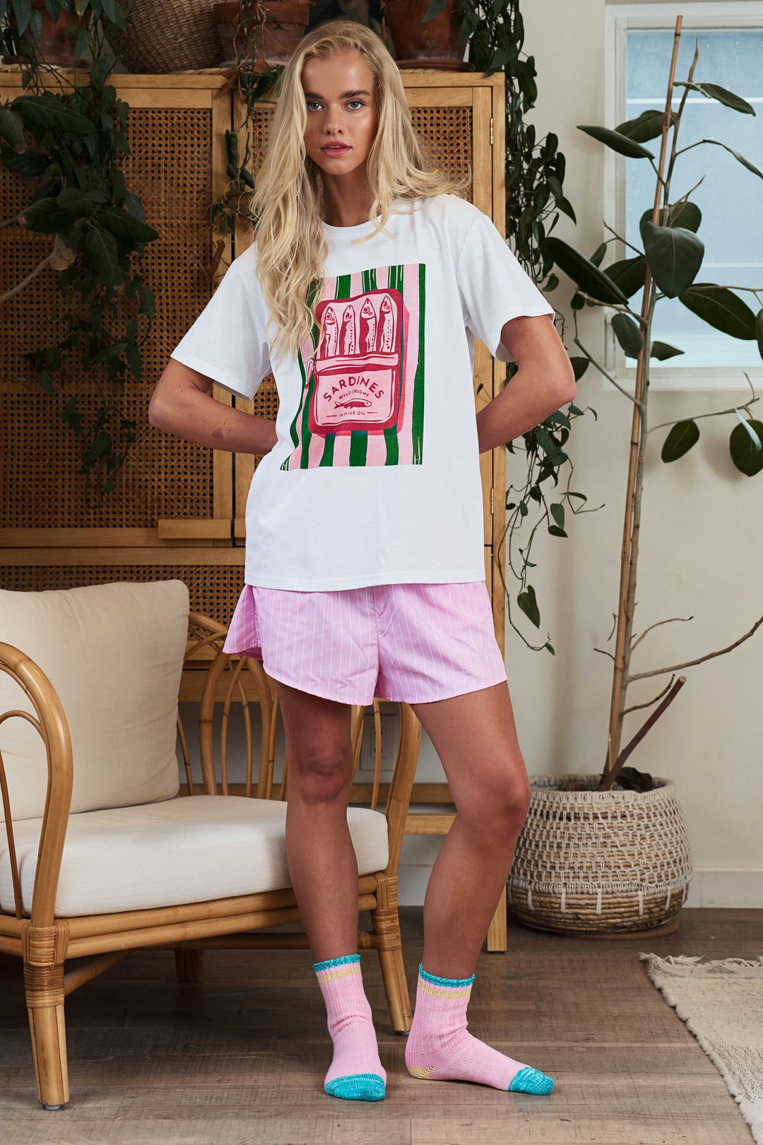 sardine graphic tee striped shorts set - white pink (additional view)