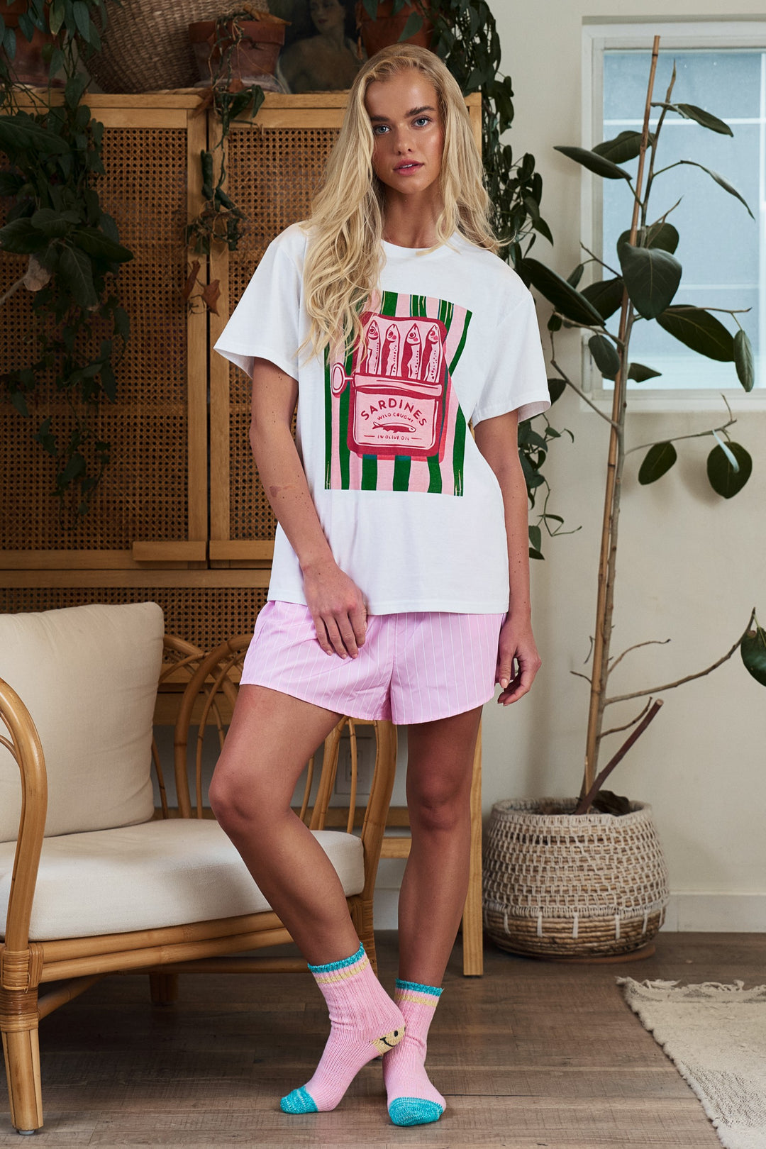 sardine graphic tee striped shorts set - white pink (additional view)