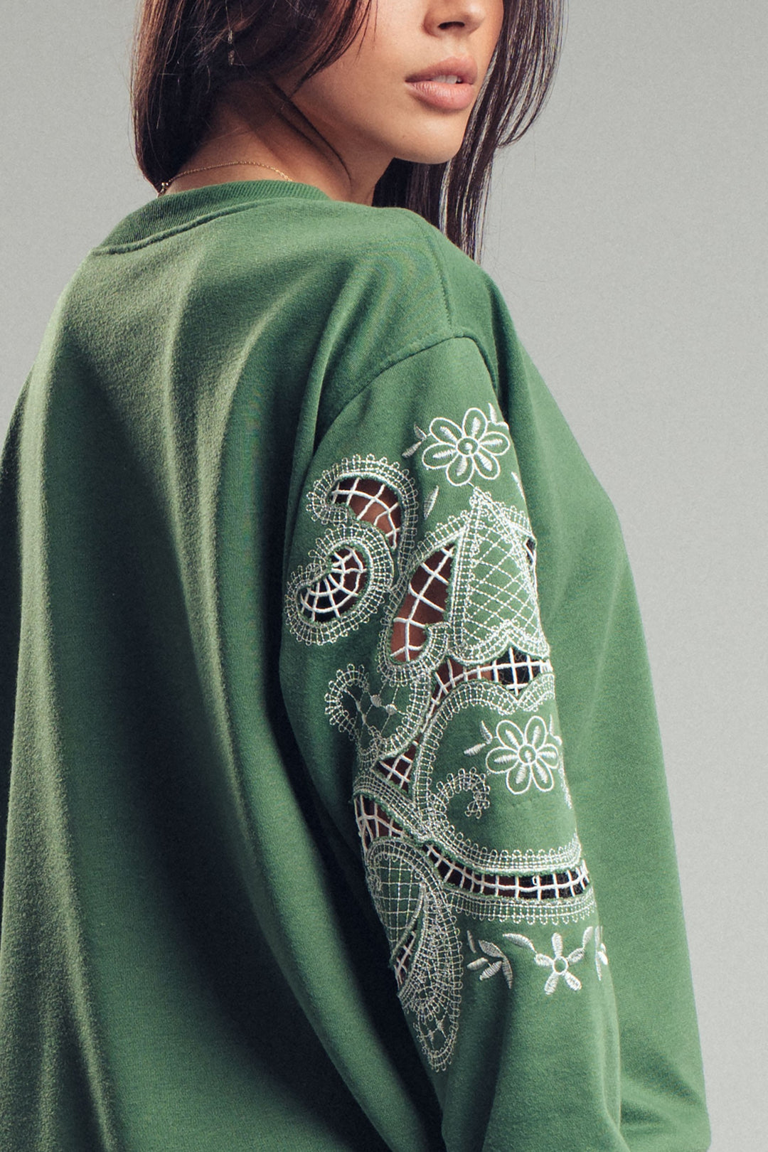 embroidered patchwork sleeve sweatshirt - green