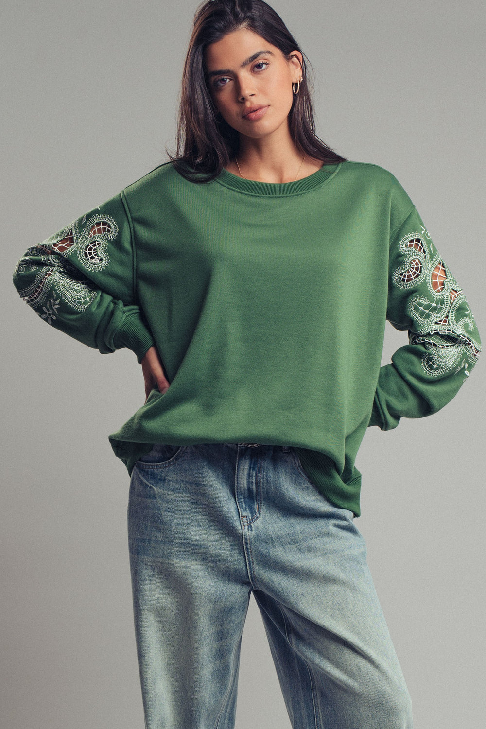 embroidered patchwork sleeve sweatshirt - green (additional view)