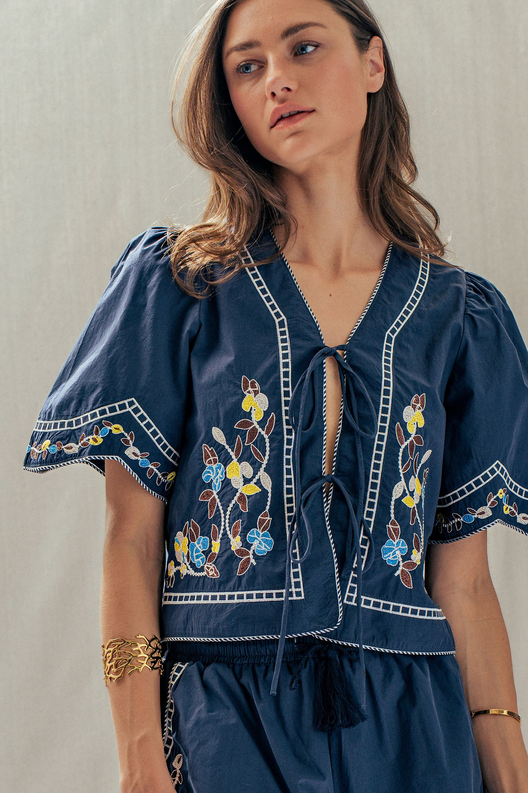 vintage inspired embroidered trim cotton top - navy (additional view)
