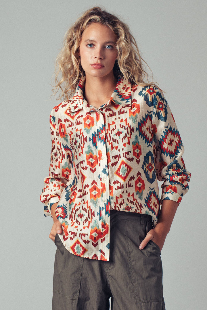 Geometric Pattern Button-Down Shirt with Collar