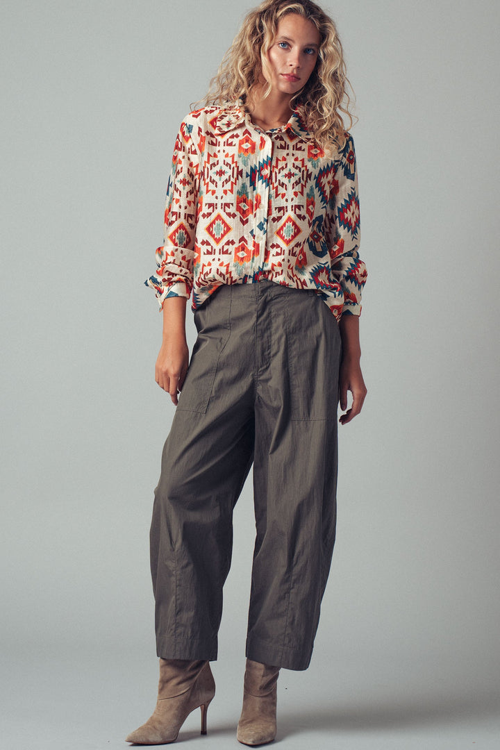 Geometric Pattern Button-Down Shirt with Collar