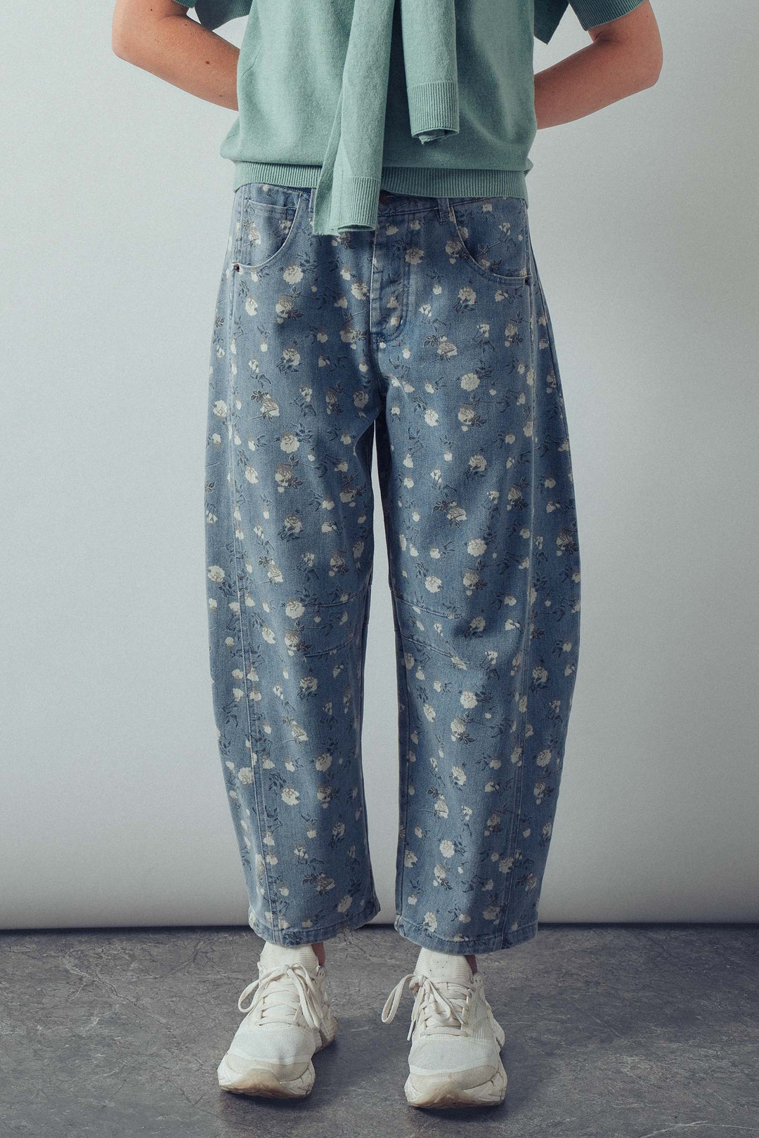 vintage relaxed garden denim barrel jeans - denim