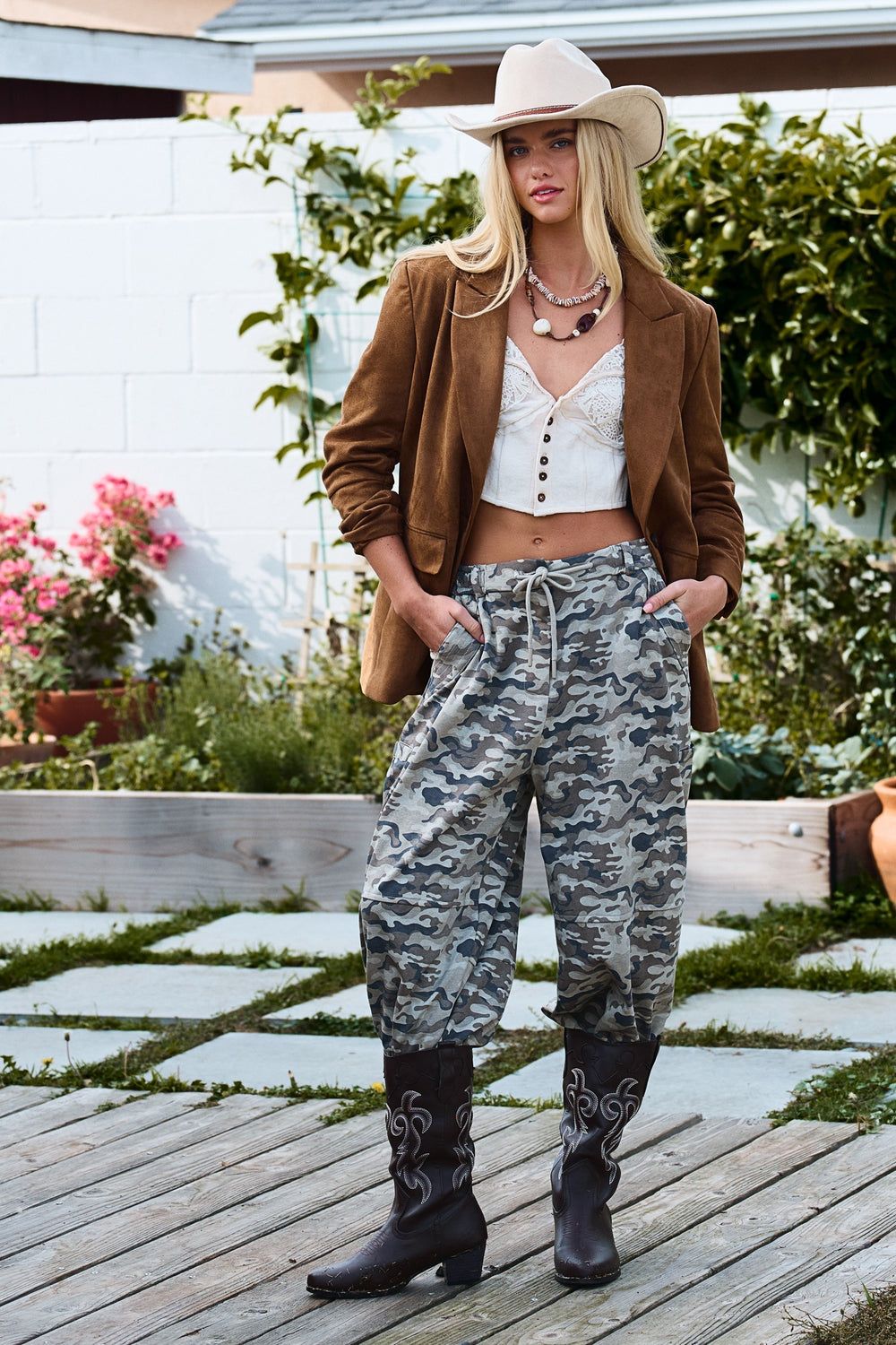 knitted camo relaxed cargo pants - camouflage (additional view)