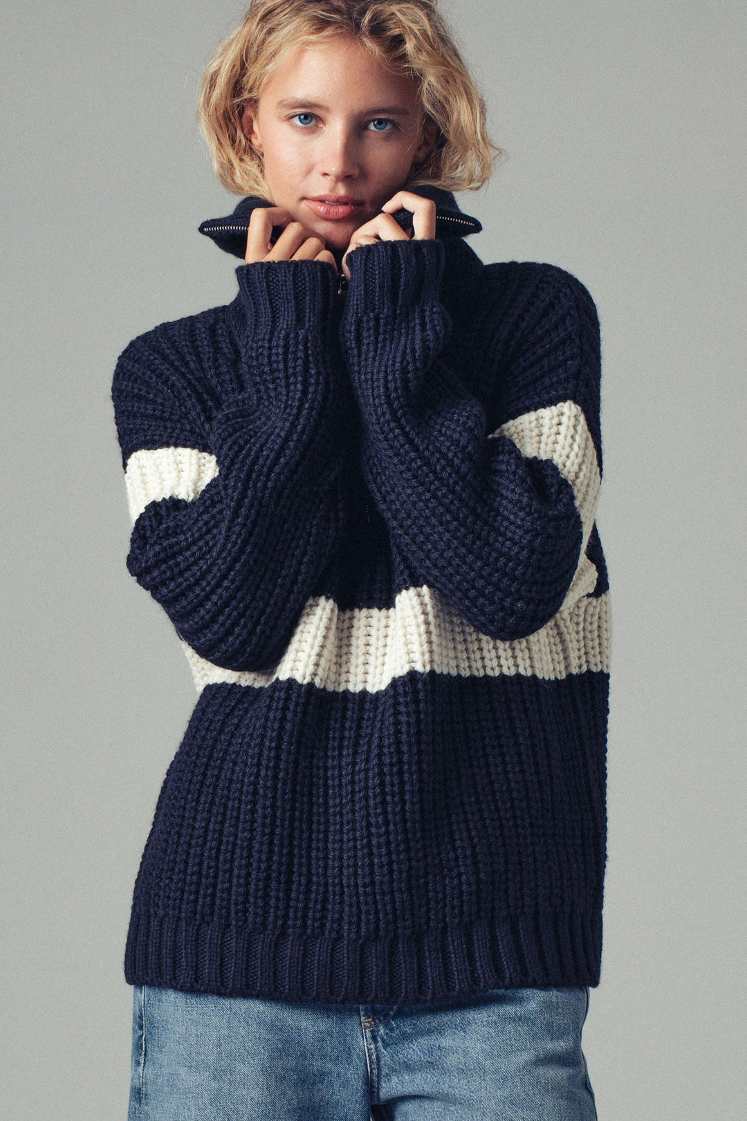 chunky knit half zip sweater with stripe - navy