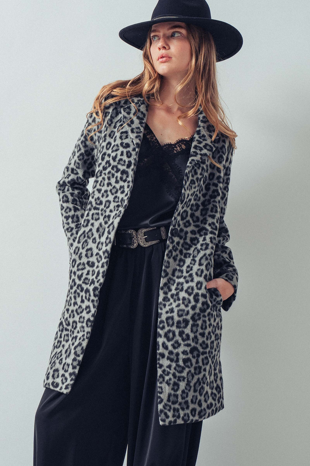 leopard statement coat - black
