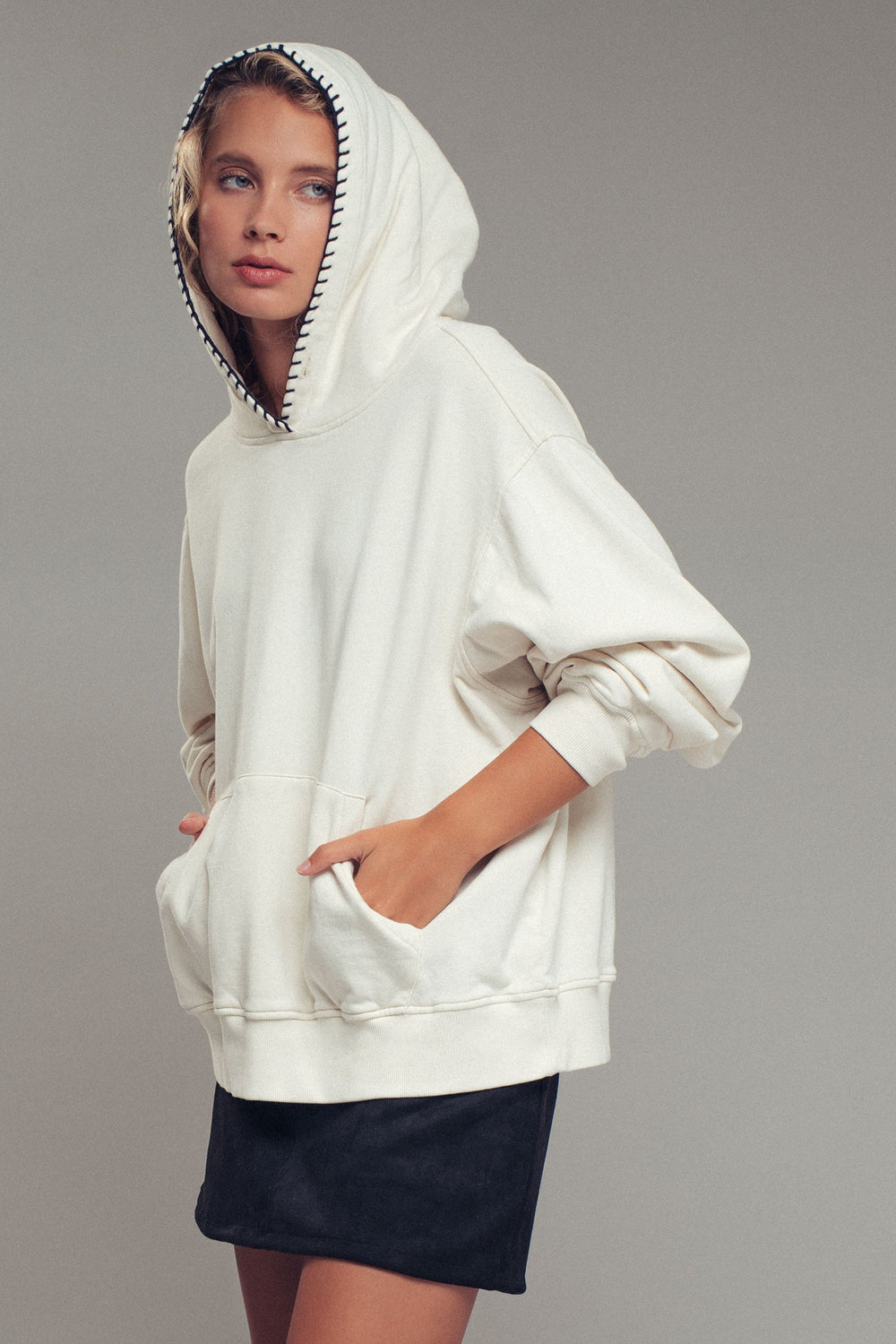 relaxed fit washed fleece hoodie with stitching - chalk (additional view)