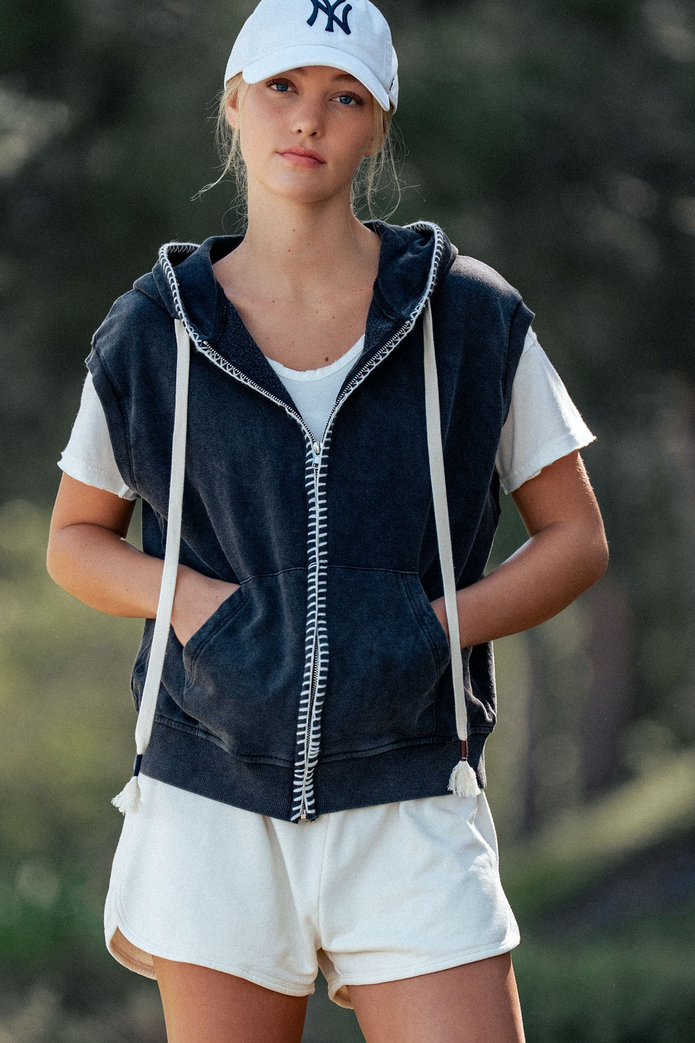 vintage washed stitch detail hoodie vest - black