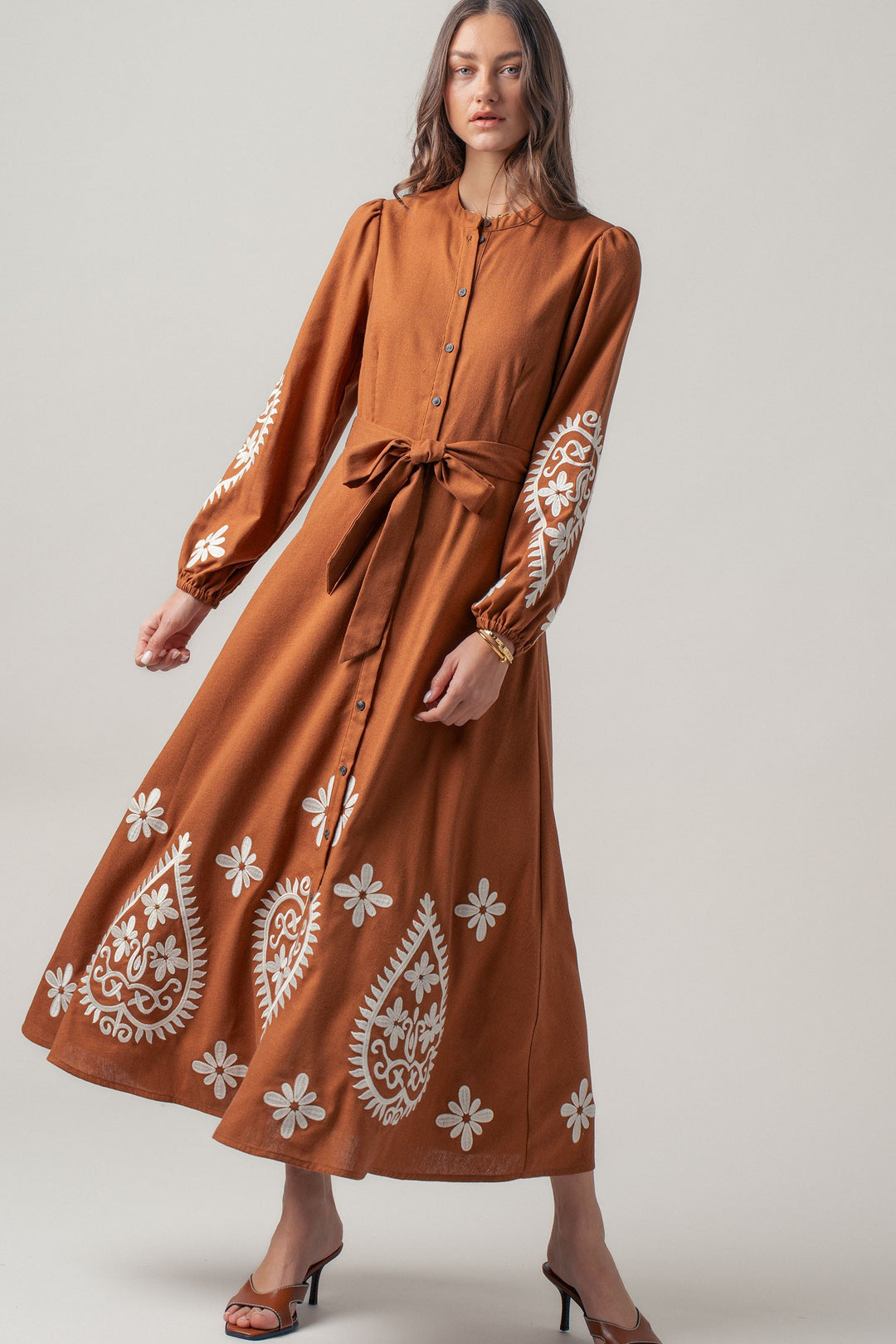 embroidered maxi dress - camel (additional view)