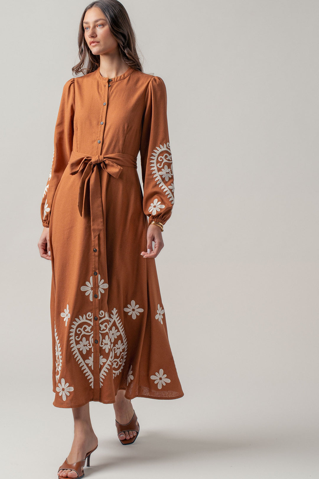 embroidered maxi dress - camel (additional view)