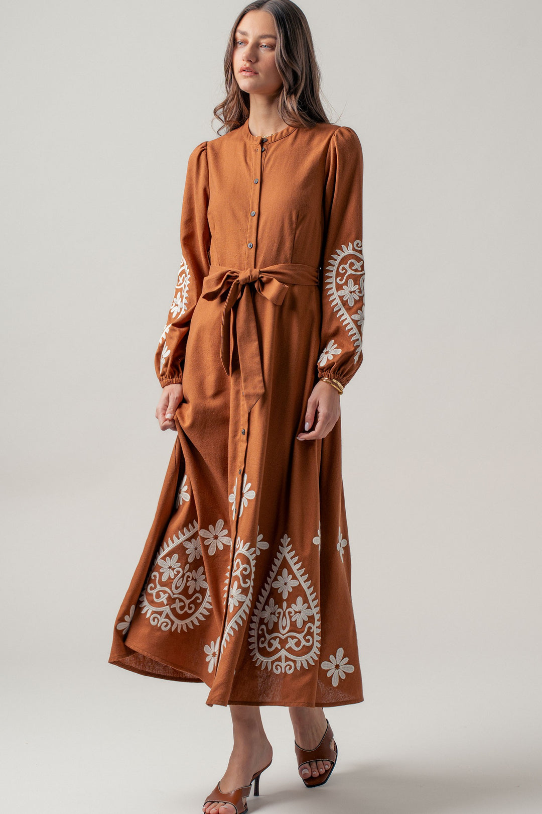 embroidered maxi dress - camel (additional view)