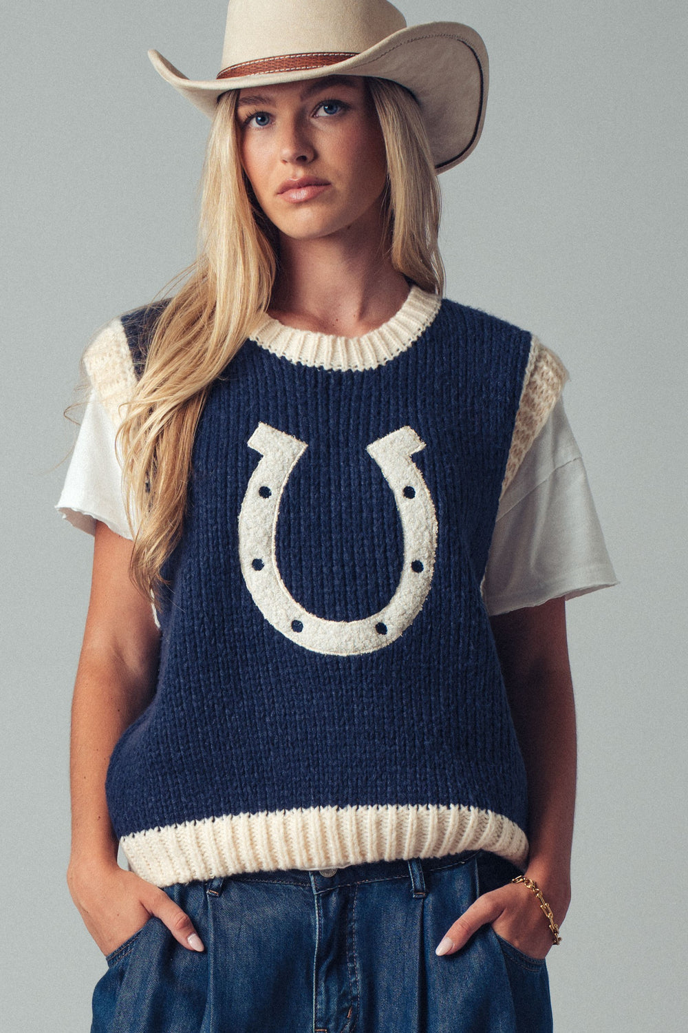 1 western horseshoe knit sweater vest - navy