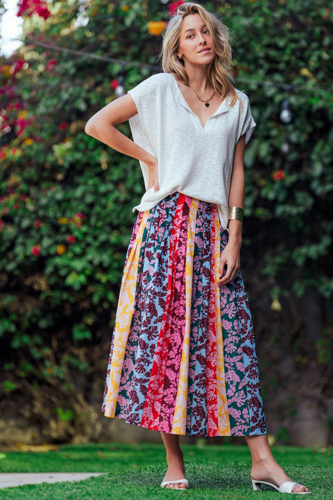 drape knit v neck top - white (additional view)