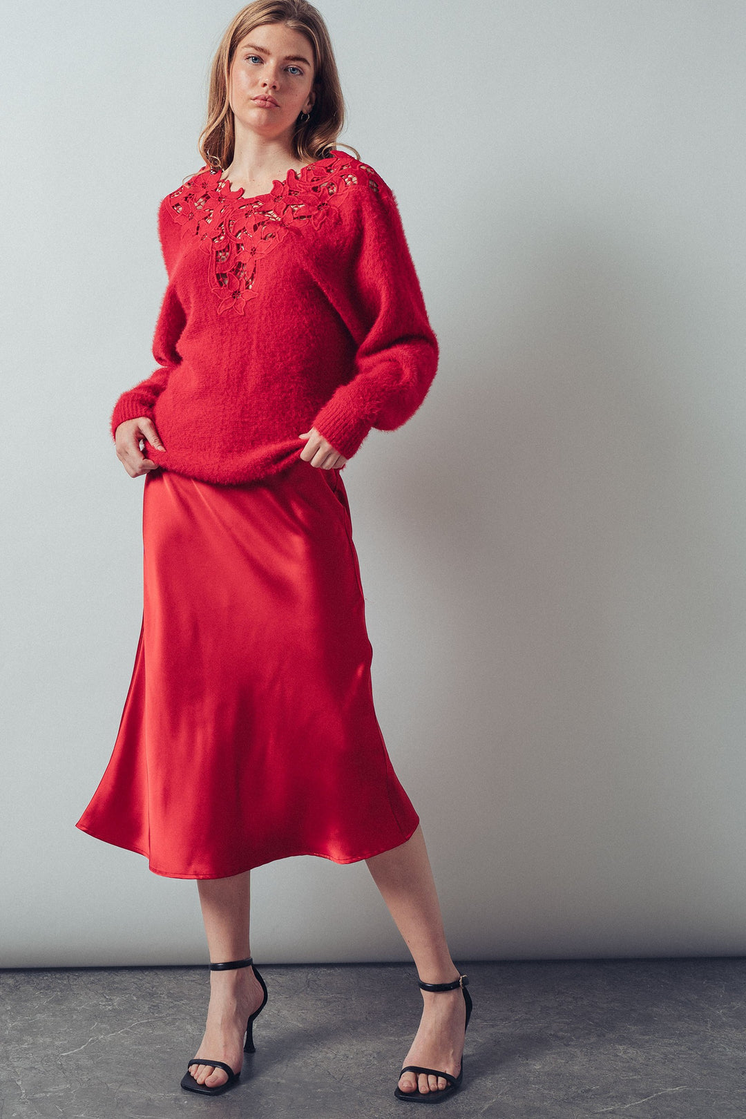 floral lace detail fuzzy knit sweater - red (additional view)
