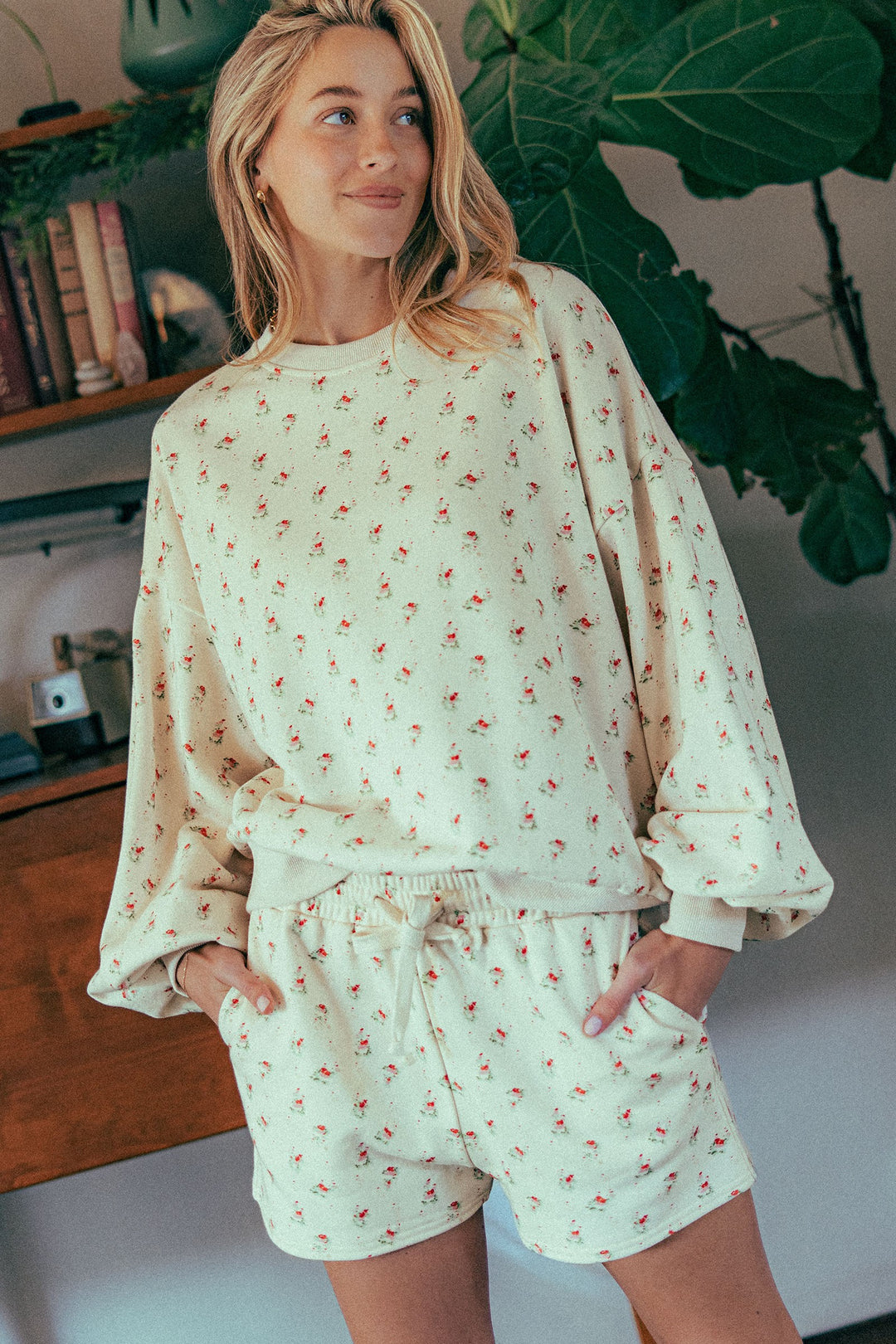 floral print sweat set - creamy beige