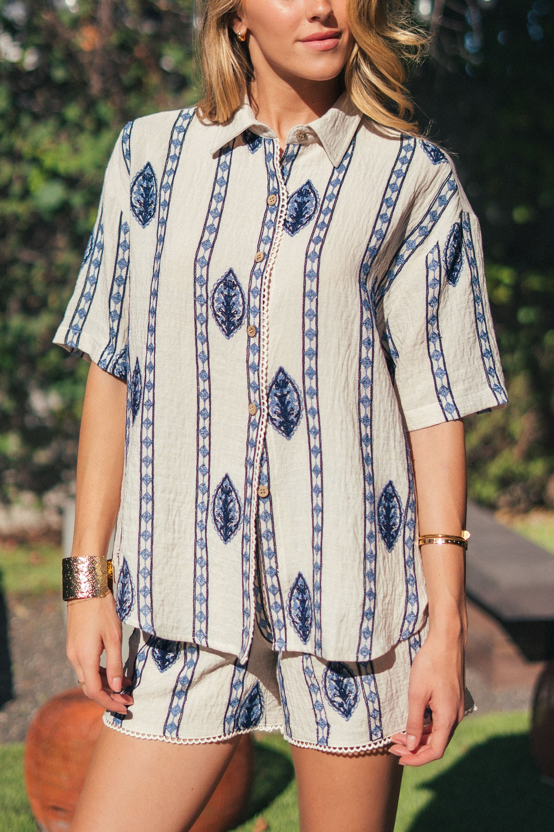 stripe embroidered camp shirt - cream blue (additional view)