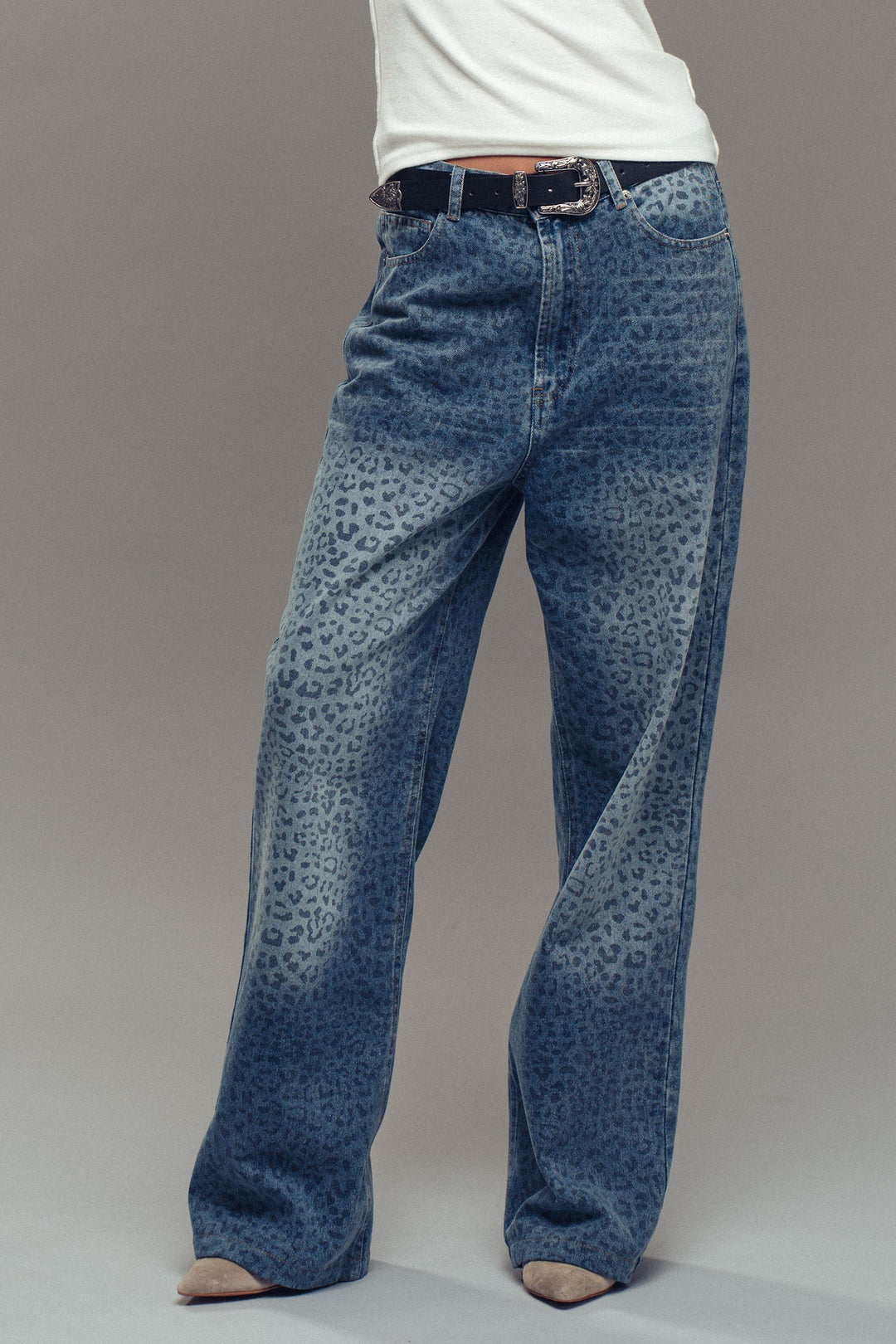 leopard print wide leg denim pants - animal print