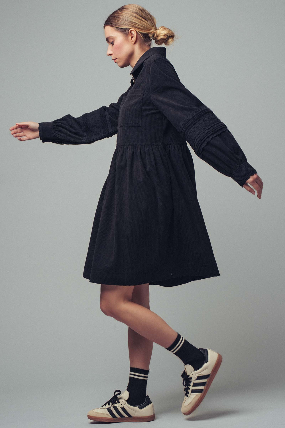 corduroy sleeve lace detail shirt dress - black