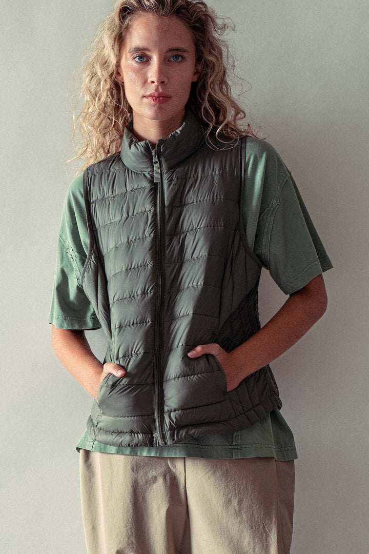 4n Lightweight Quilted Vest Cozy Layering Piece, additional view