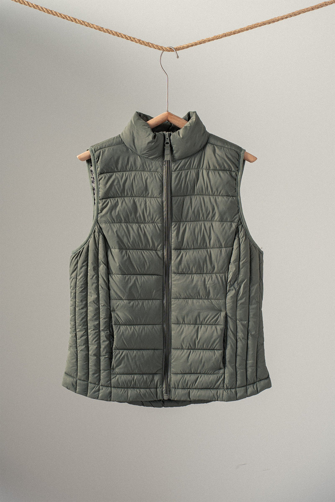 4n Lightweight Quilted Vest Cozy Layering Piece, additional view