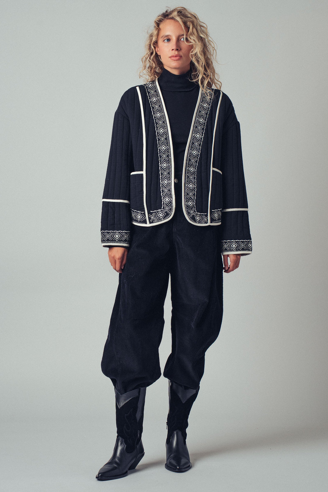 embroidered padded jacket with black trim details - black ivory (additional view)