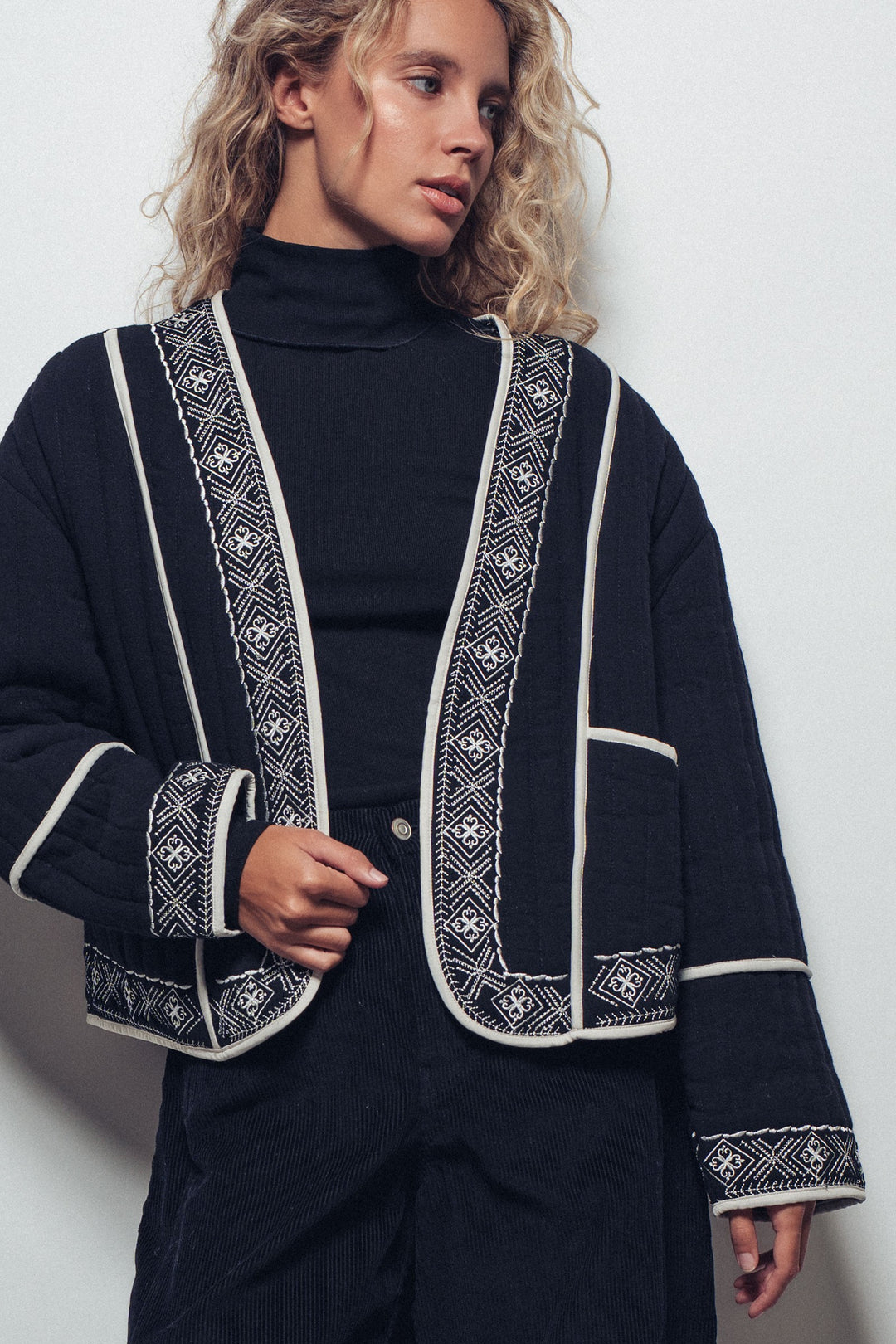 embroidered padded jacket with black trim details - black ivory (additional view)