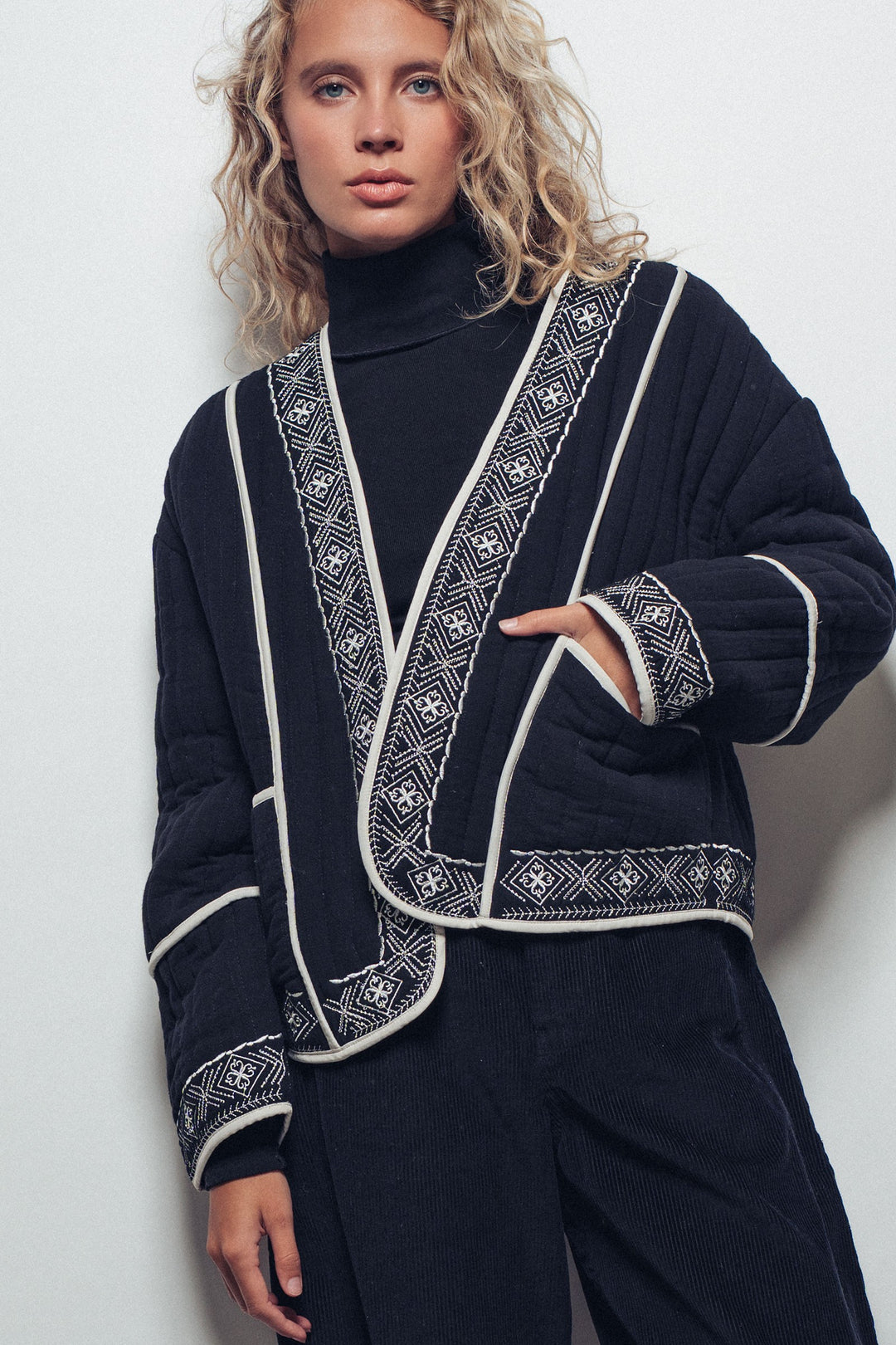 embroidered padded jacket with black trim details - black ivory (additional view)