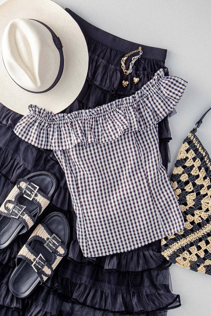 cottage charm gingham ruffle crop top - black