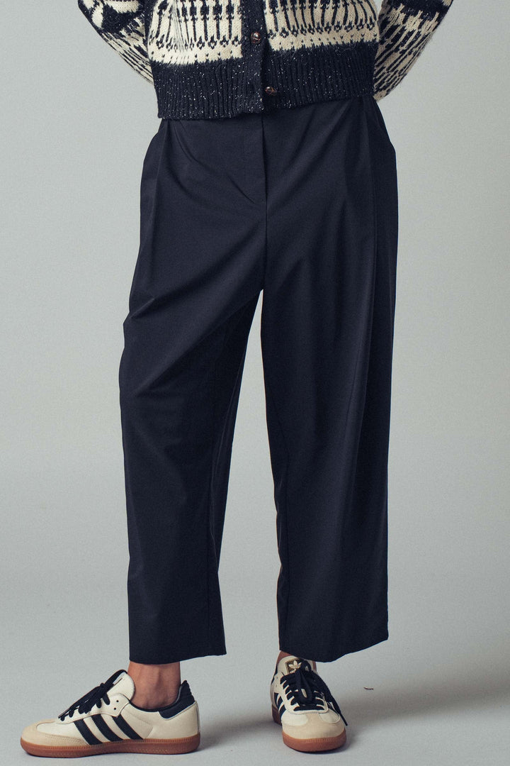 Relaxed Wide Leg Cropped Trousers With Pockets, additional view