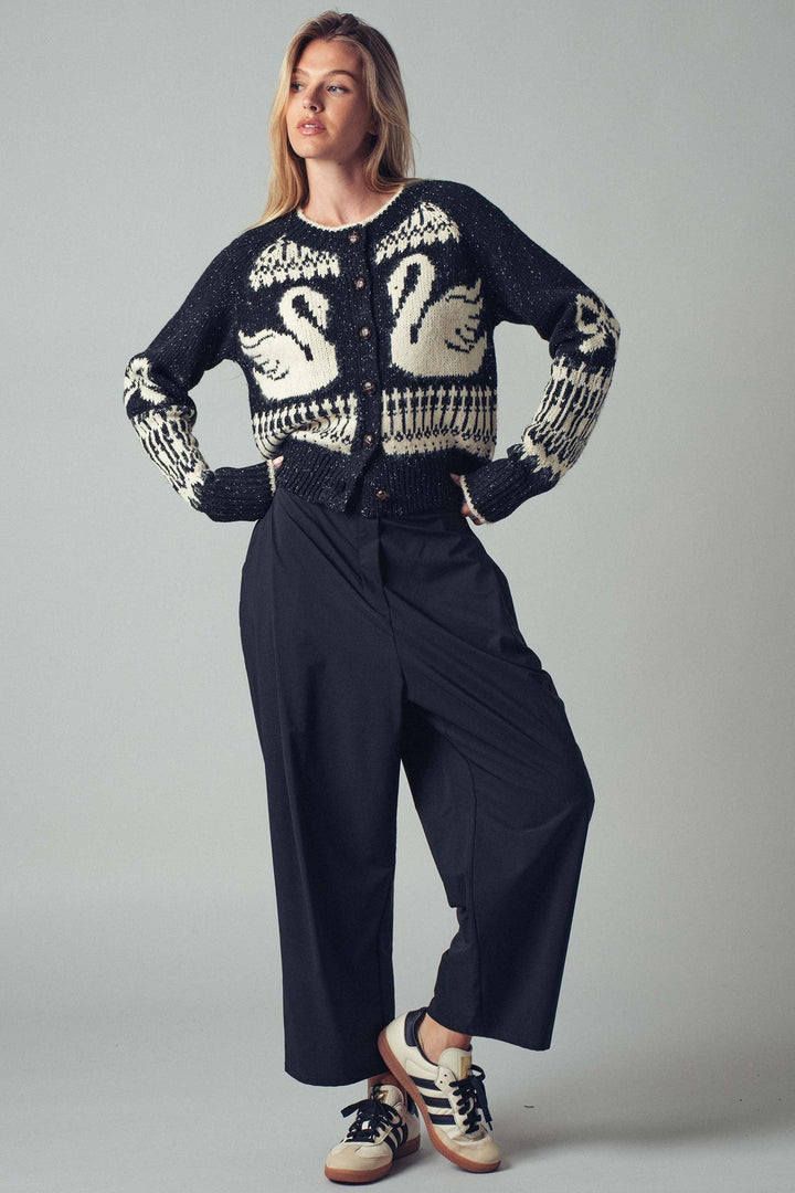 Relaxed Wide Leg Cropped Trousers With Pockets, additional view