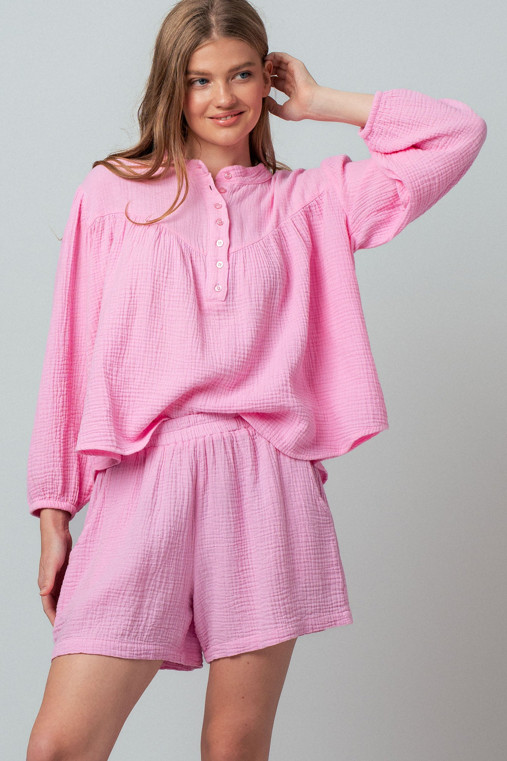 garment dyed cotton gauze shorts - pink (additional view)