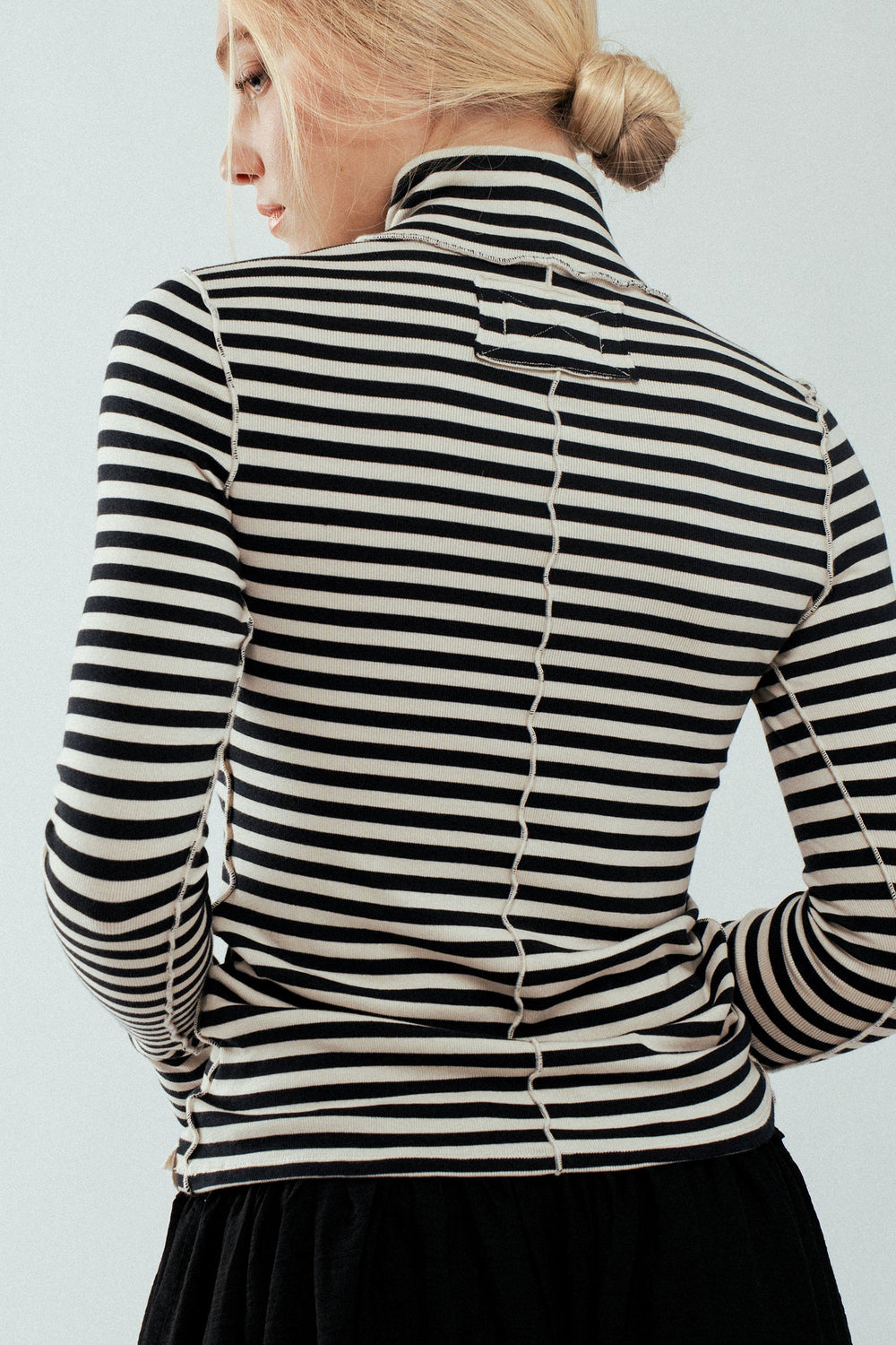 classic striped long sleeve turtleneck top - ivory black (additional view)