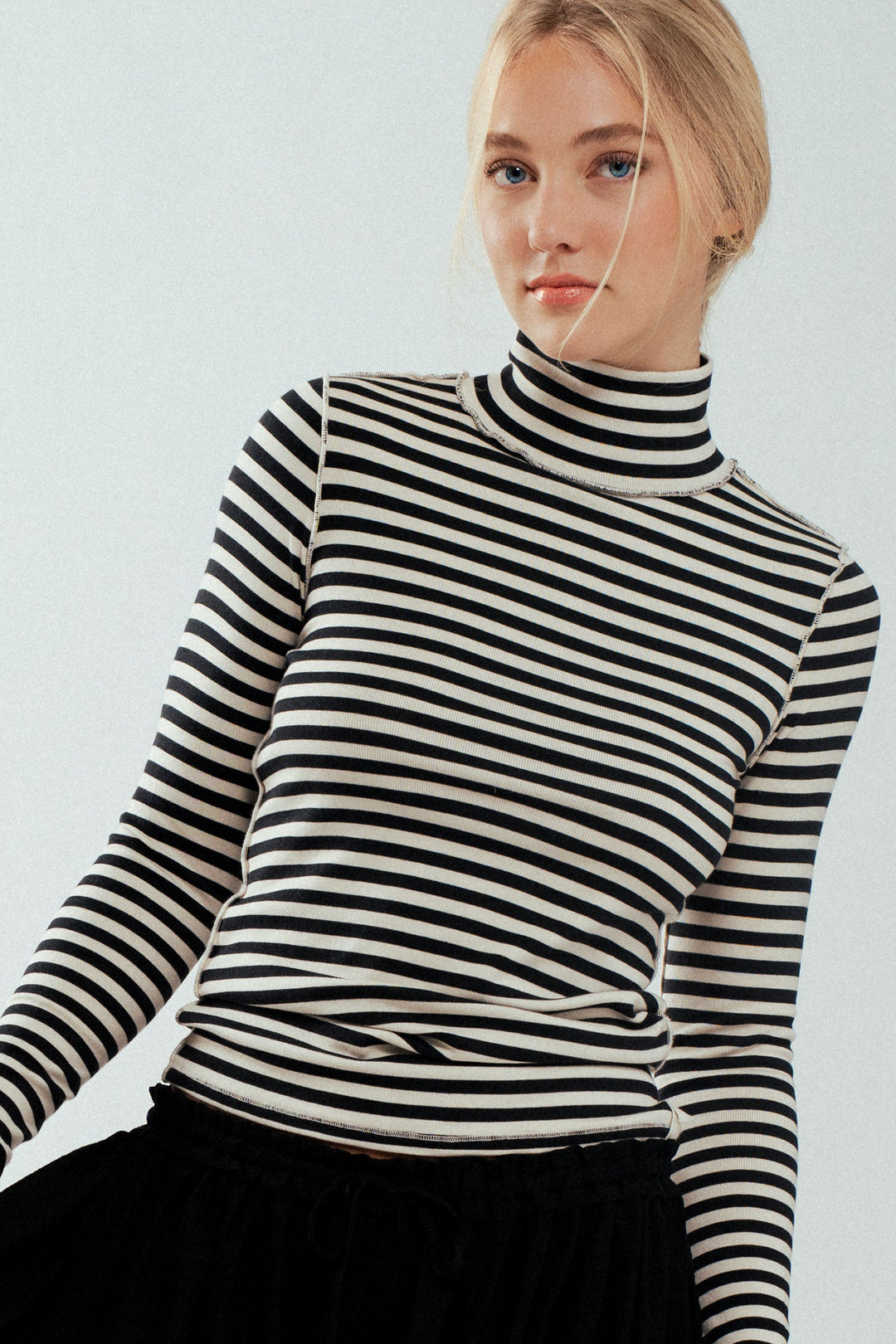 classic striped long sleeve turtleneck top - ivory black (additional view)