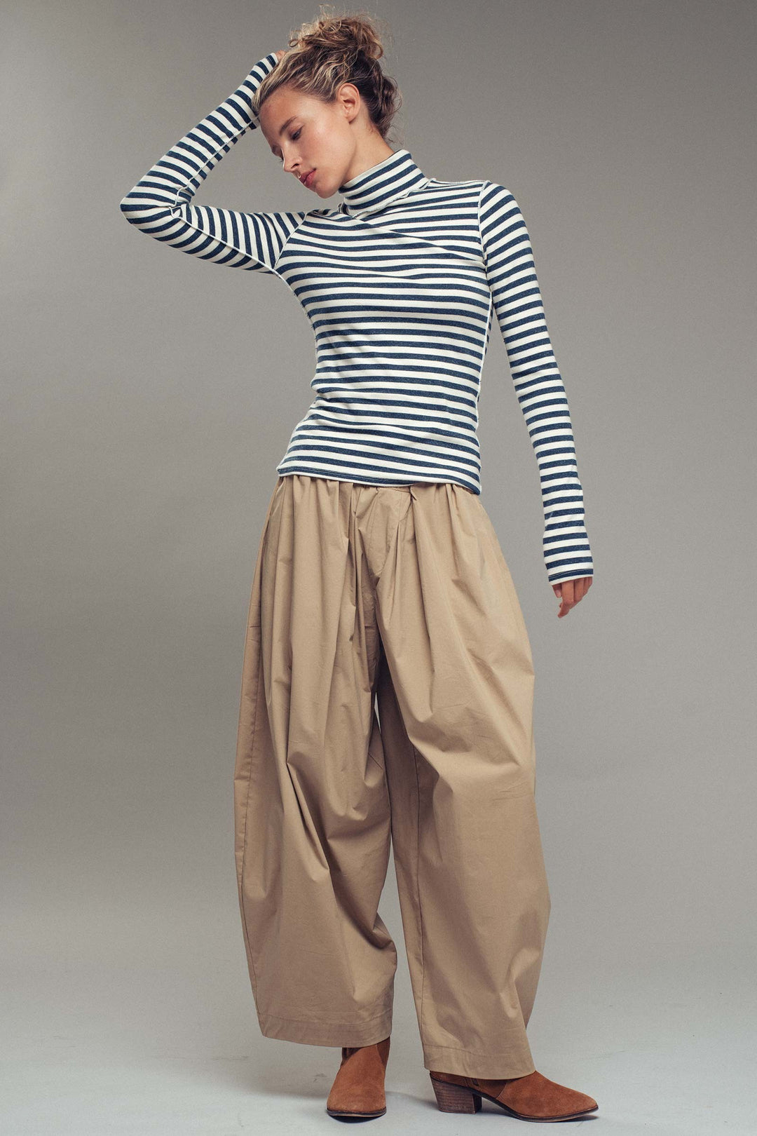 classic striped long sleeve turtleneck top - ivory navy