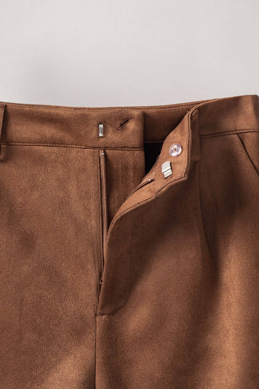 0233-9996 | Suede Tailored Shorts, Camel (additional view)