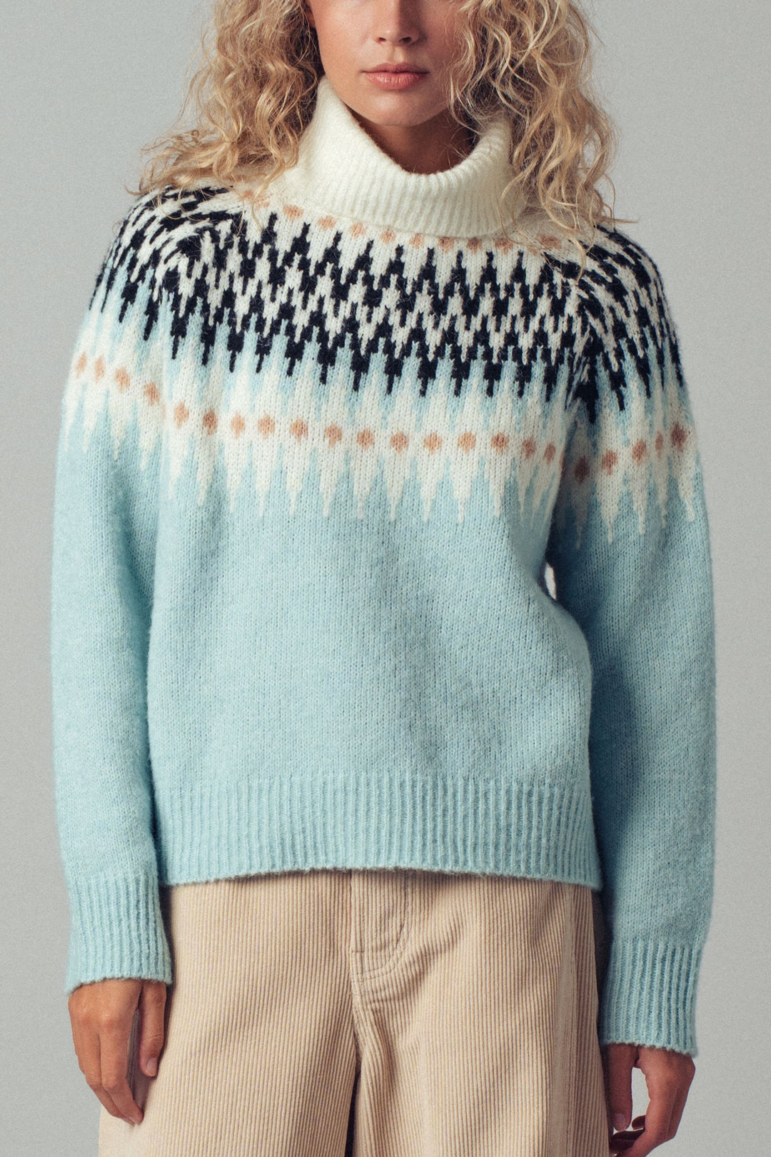 wool blend fair isle pattern turtleneck sweater - pastel blue (additional view)