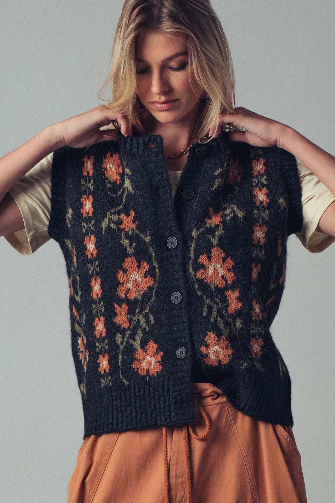 Chic Floral Knit Button Up Sweater Vest, additional view