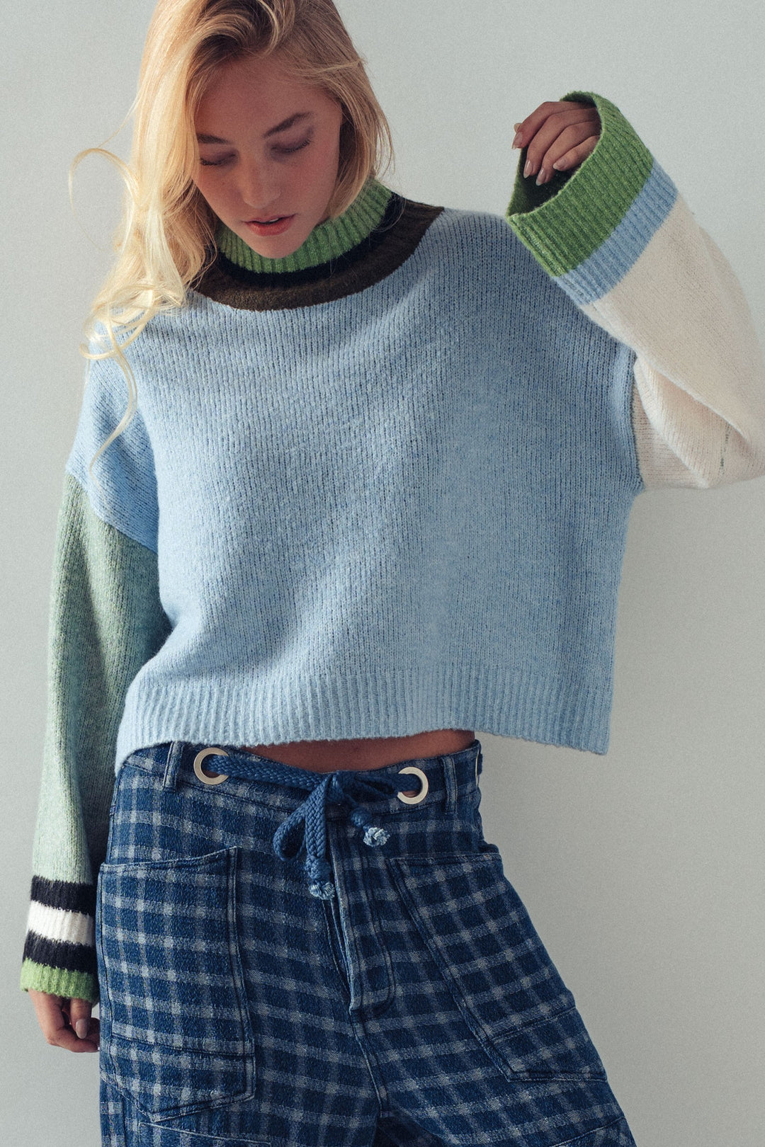colorblock knit cropped sweater - bluesage (additional view)