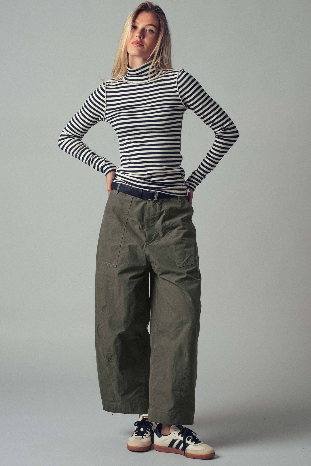 relaxed wide leg utility pants with patch pockets - olive