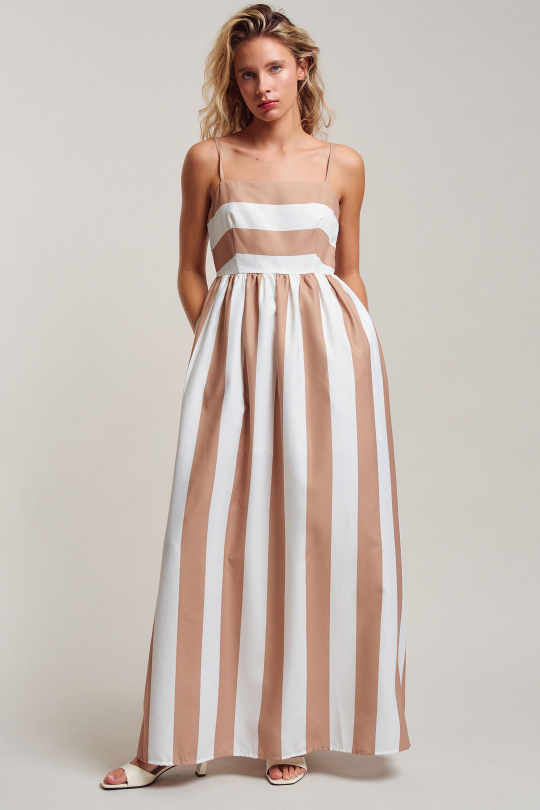 modern coast bold stripe maxi dress - ivory taupe
