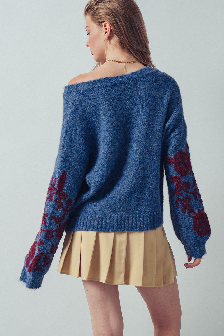 embroidered v neck sweater - blue (additional view)
