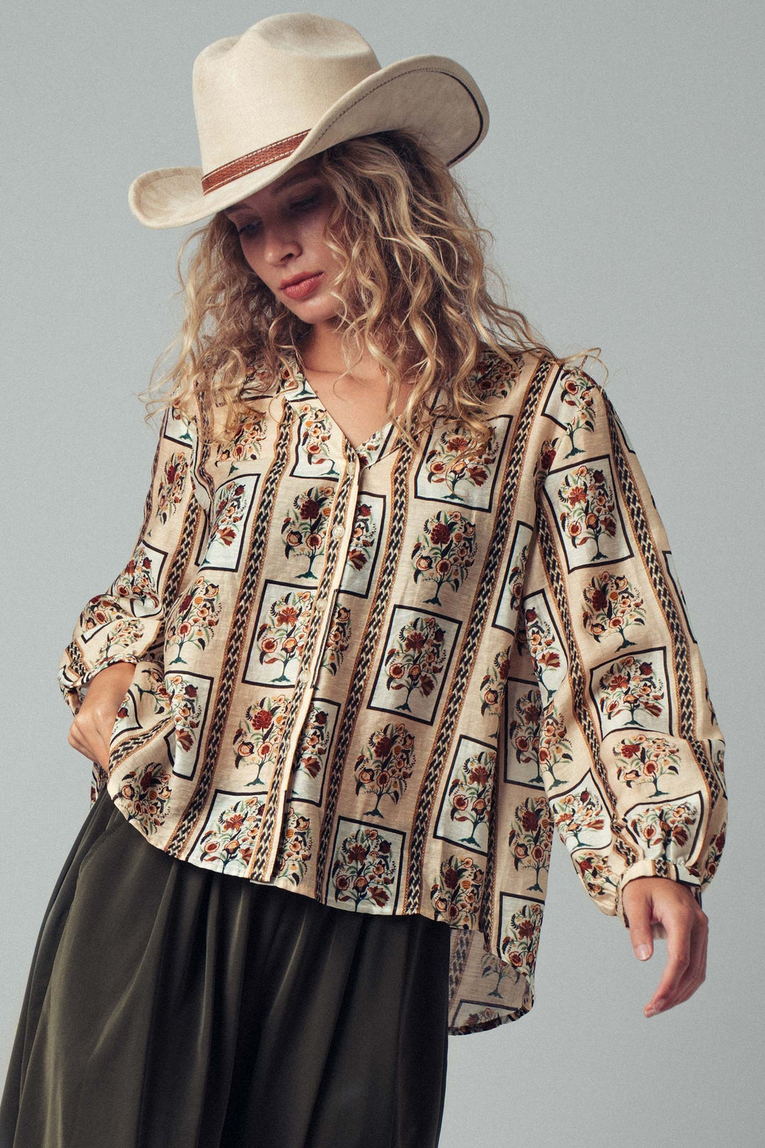 floral frame print blouse - taupe multi