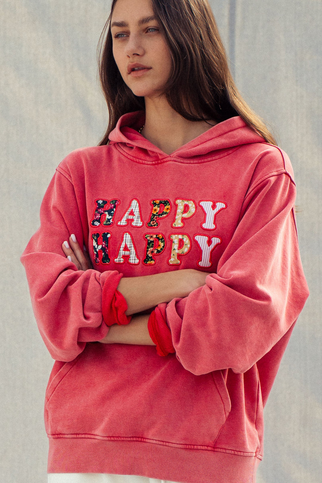 vintage washed stay happy hoodie - red (additional view)