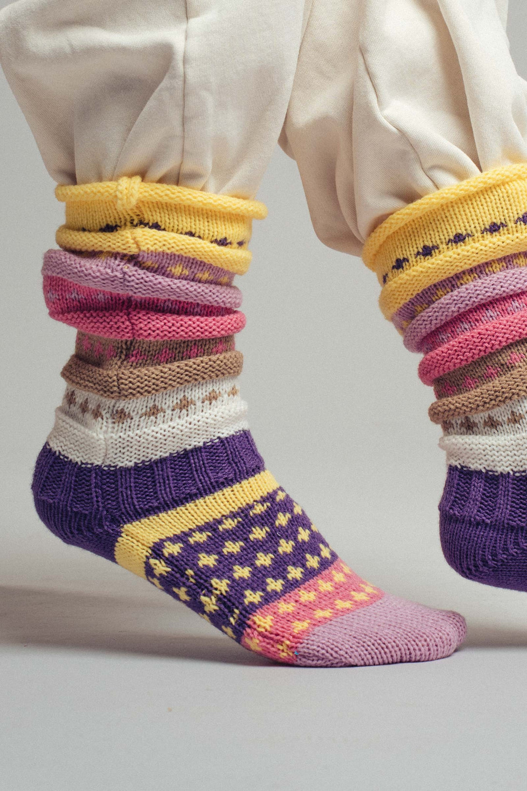 isle colorblock knit socks - assorted