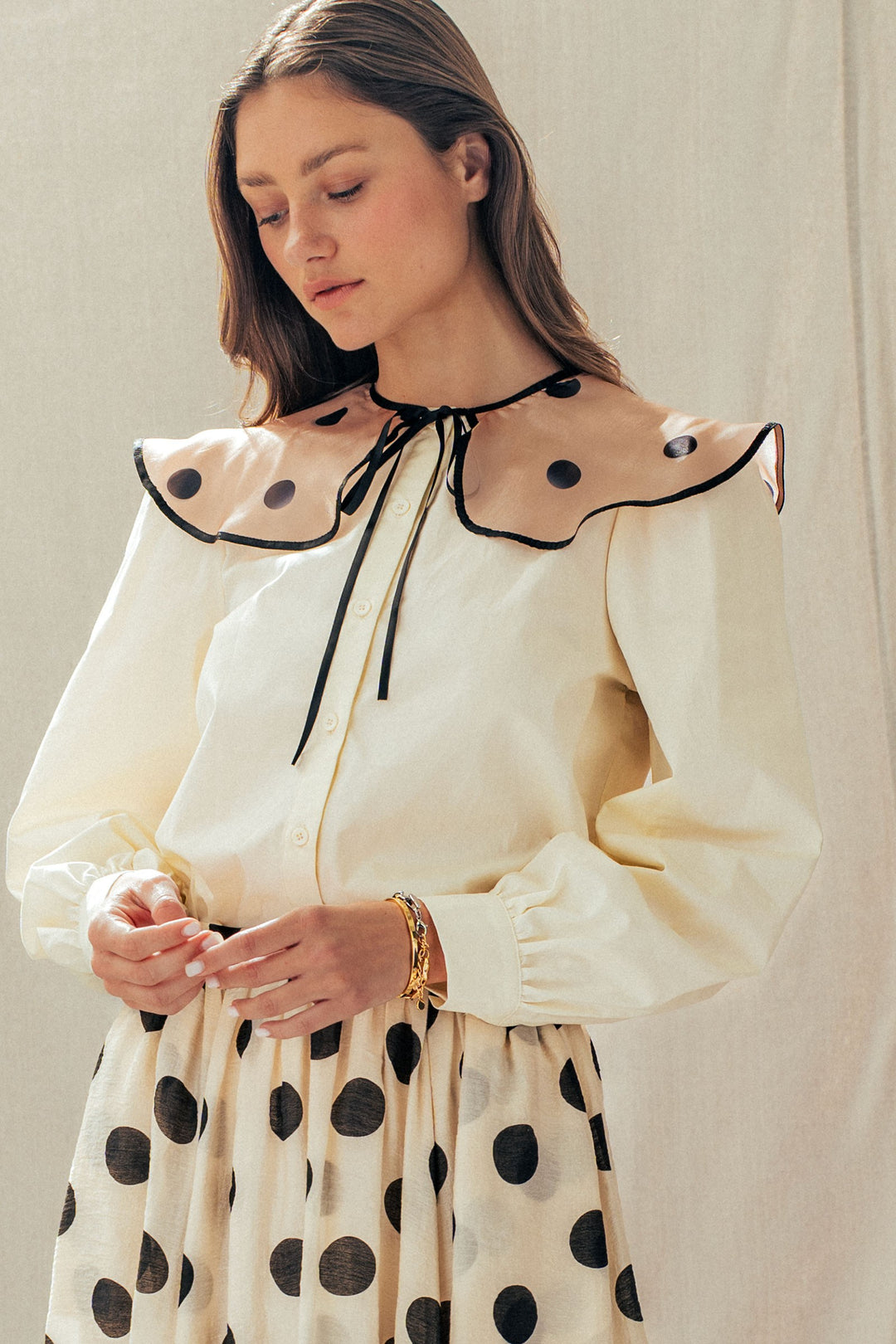 polka collar blouse - cream (additional view)