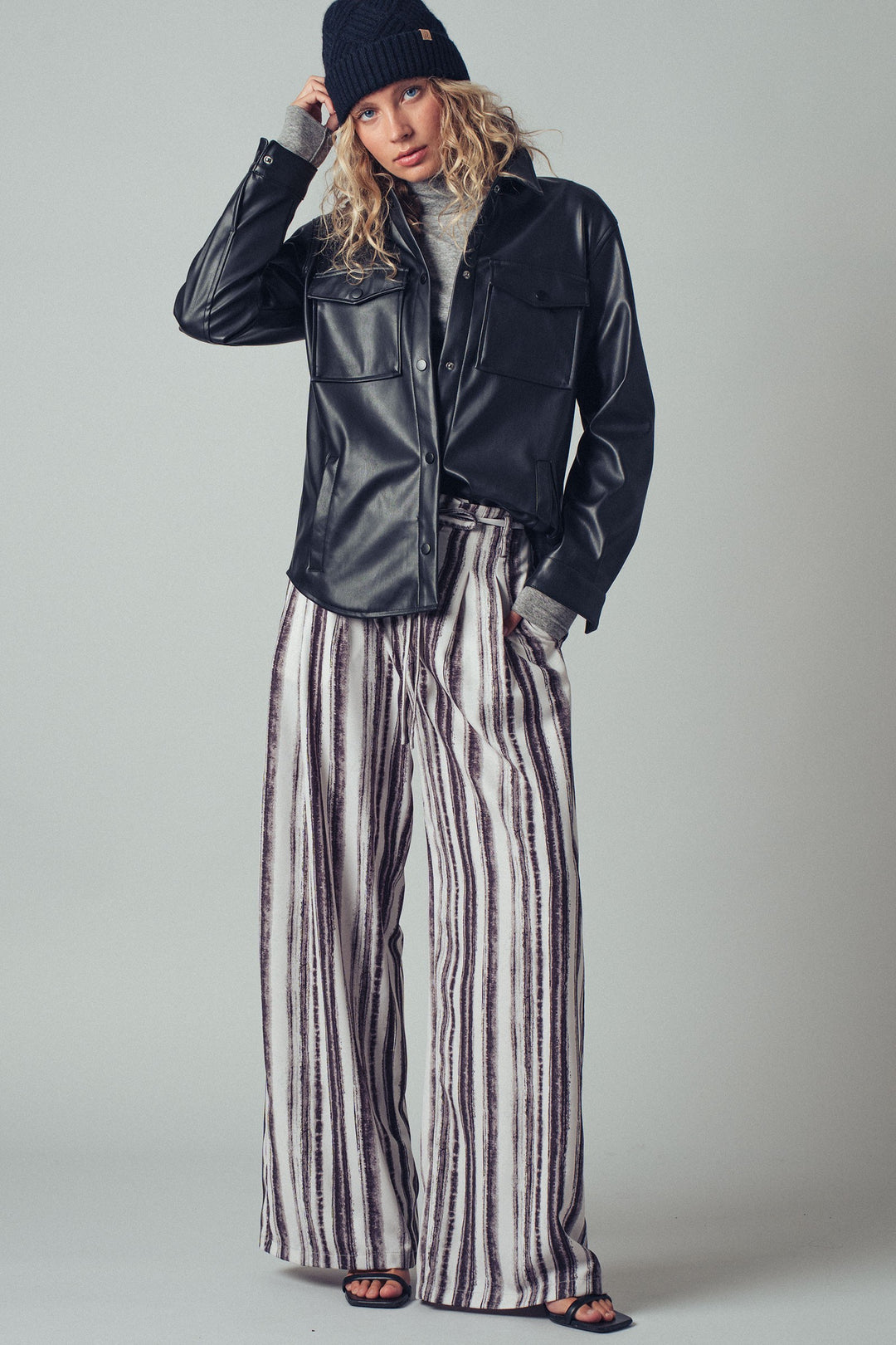 faux leather pocket shirt with snap closure - black (additional view)