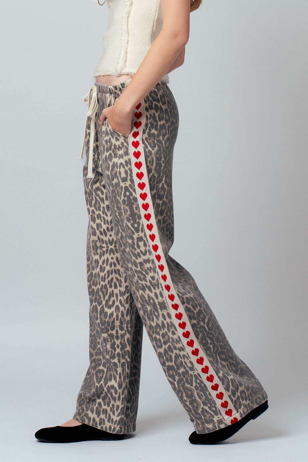 leopard print heart side stripe sweatpants - leopard
